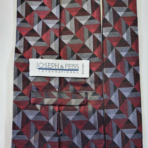 Vintage JOSEPH & FEISS Maroon and Gray Abstract Print Silk Tie - Picture 2 of 4